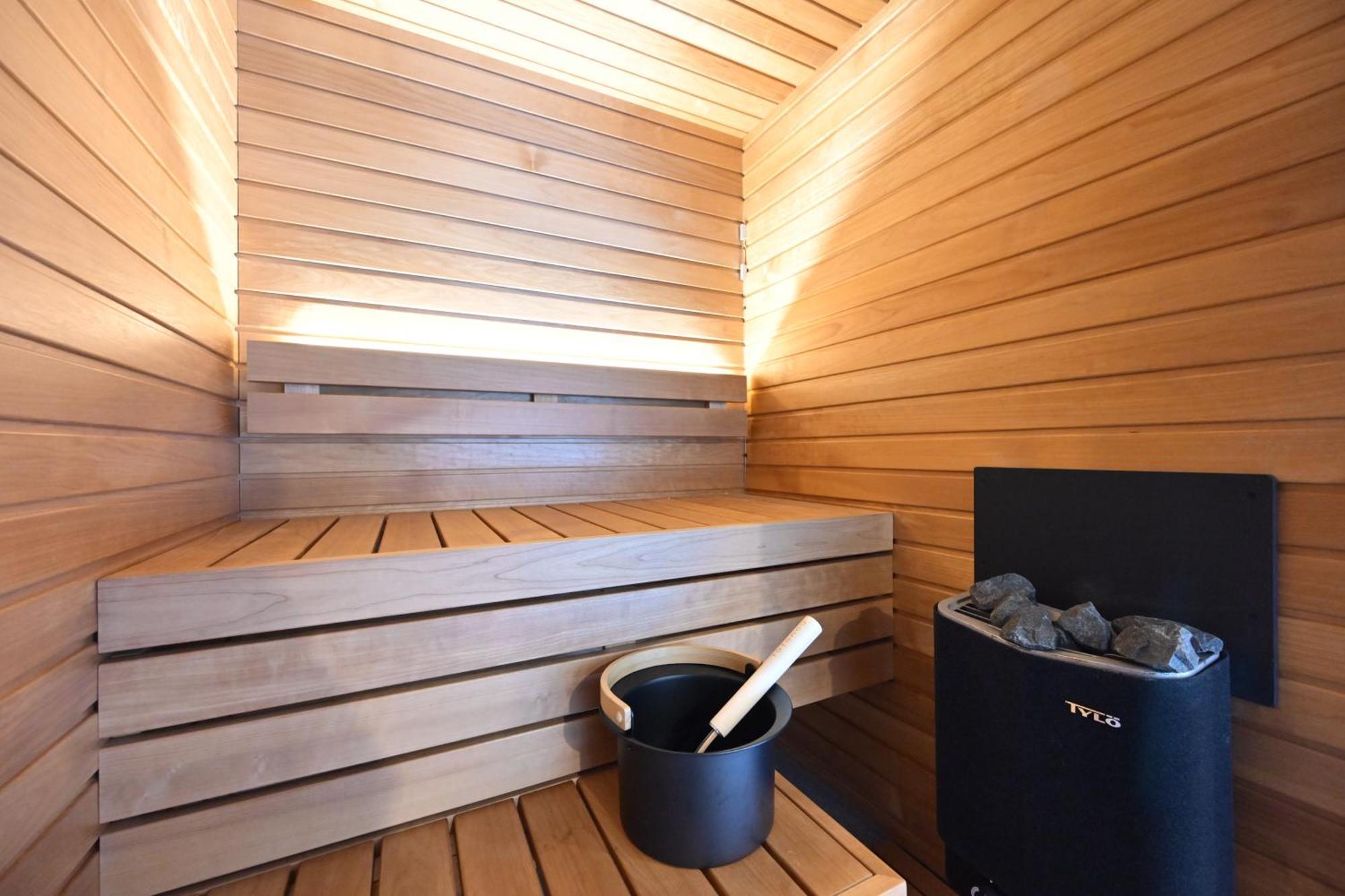 Mt Fuji View And Private Sauna Ryokan Shizuku Яманакако Екстериор снимка