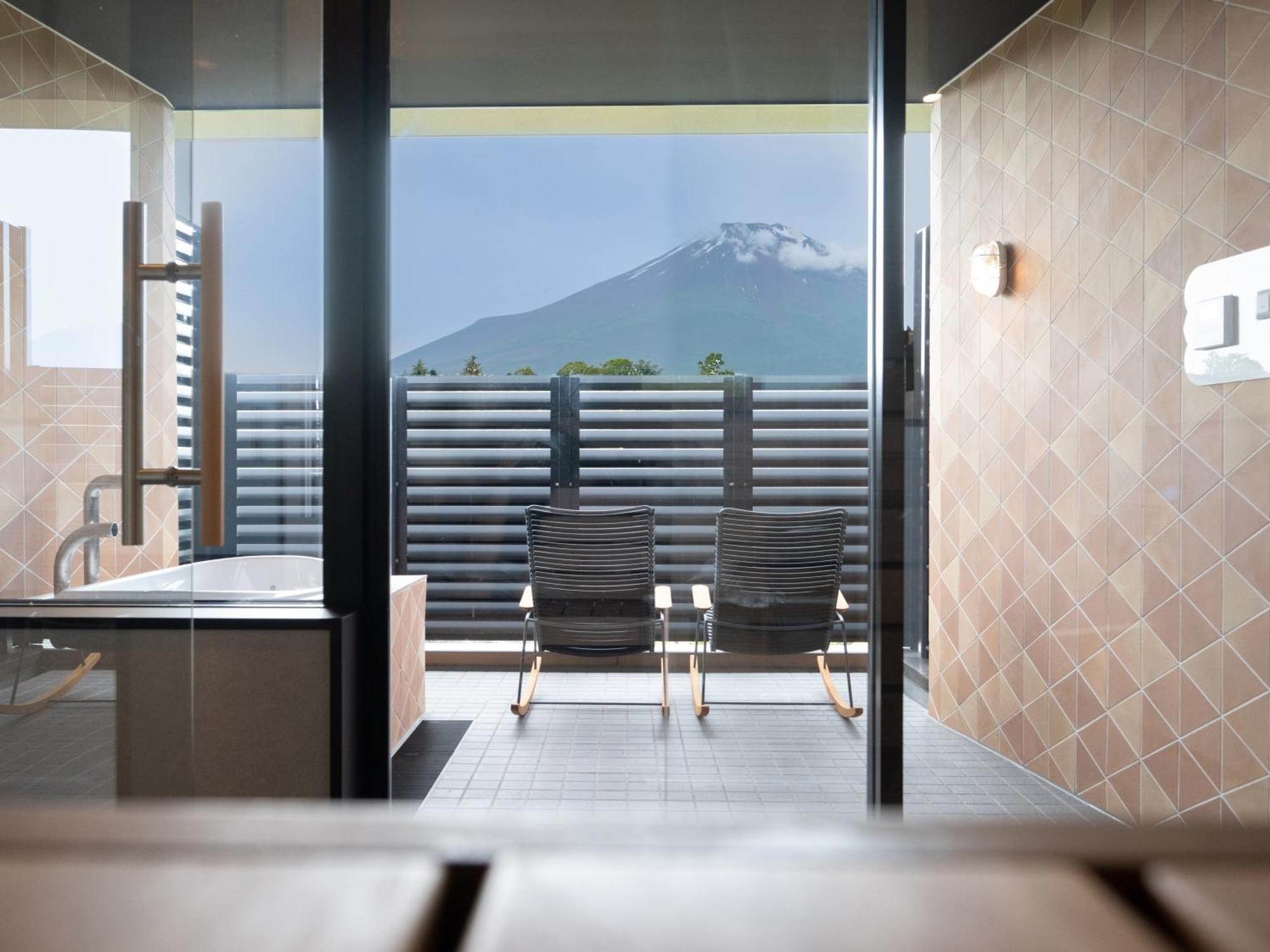 Mt Fuji View And Private Sauna Ryokan Shizuku Яманакако Екстериор снимка