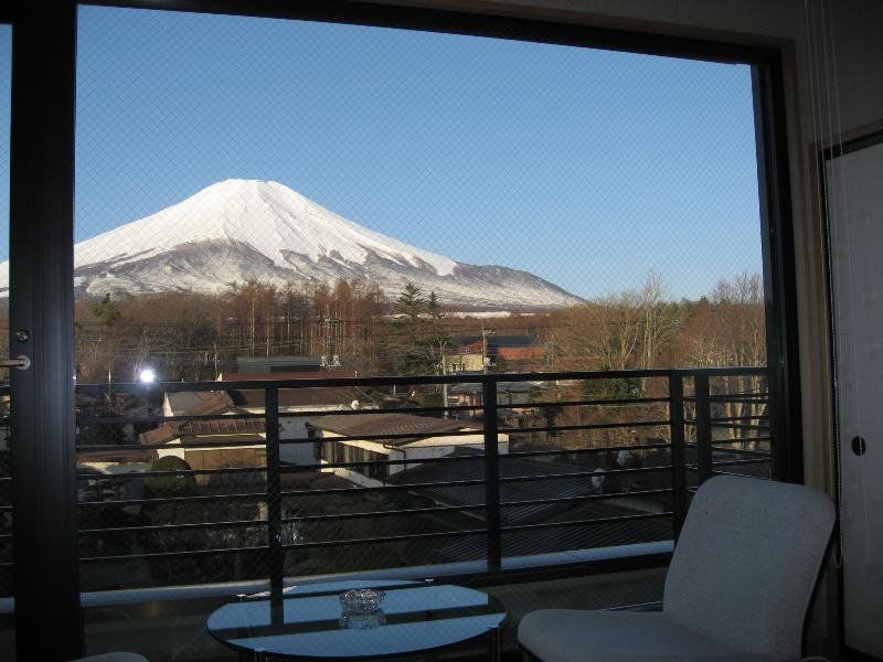 Fujishiyama no Miea n 室 個室 Souna 付 旅館 Imk Яманакако Екстериор снимка